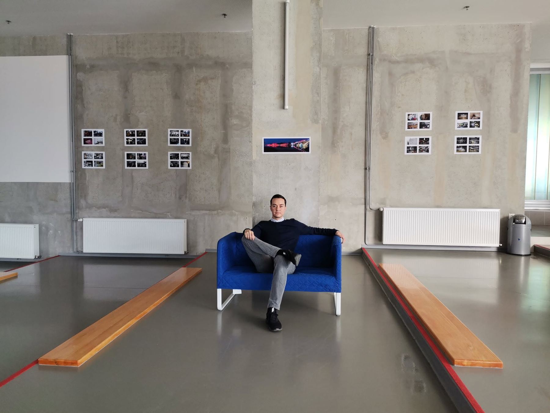 Izložba dokumentarnih fotografija nakon potresa installation preview